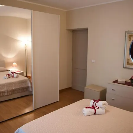 Il Delfino House アパート