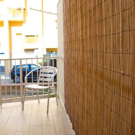 Il Delfino House アパート チェファル