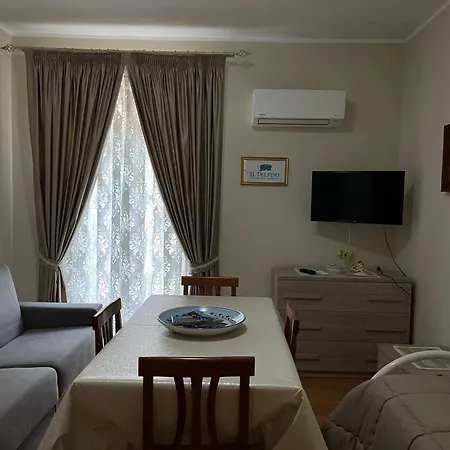 Il Delfino House チェファル