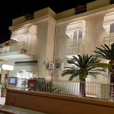 Apartament Il Delfino House *